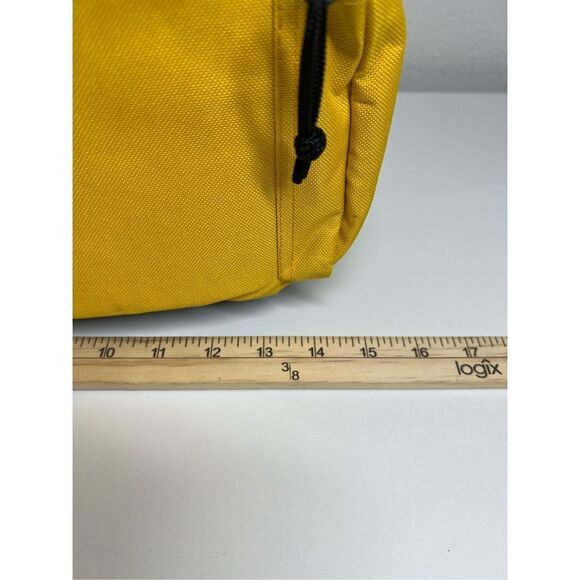 Disney Vacation Club Beach Bag Cooler Backpack - Picture 10 of 13